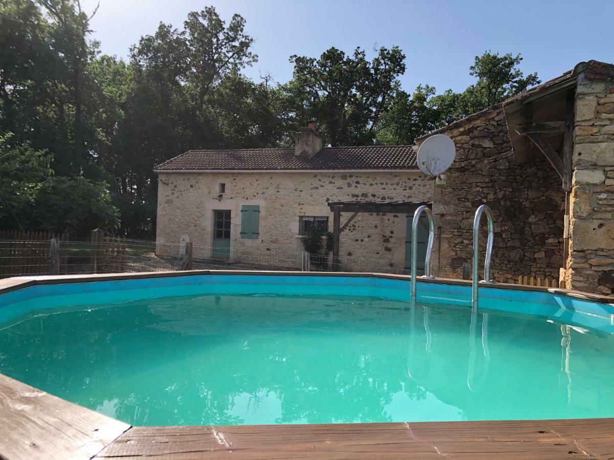 gîte de l oustalneou Cuzorn Extérieur photo
